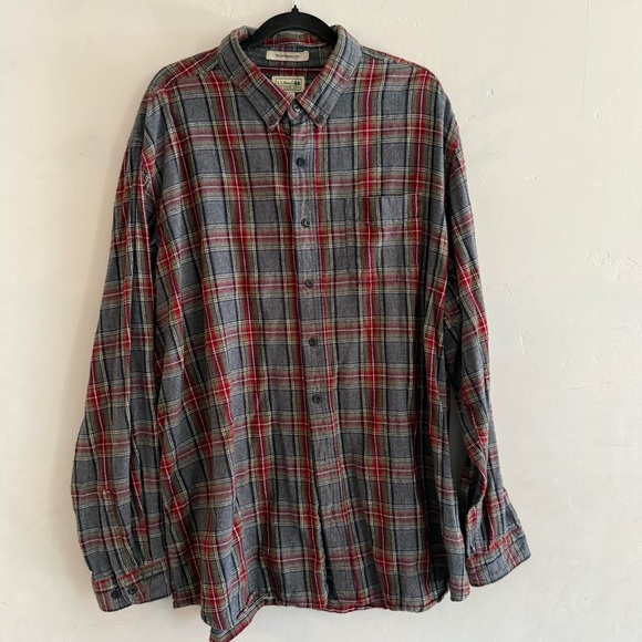 L.L. Bean Scotch Plaid Flannel Long Sleeve Button Down Shirt - Picture 1 of 6